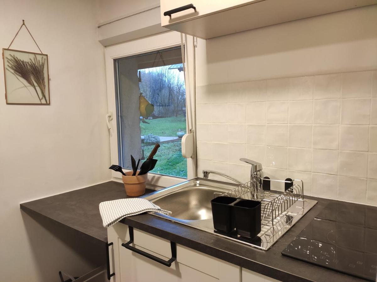 Des Viviers -08400 - De 1 A 2 Personnes Сasa de vacaciones